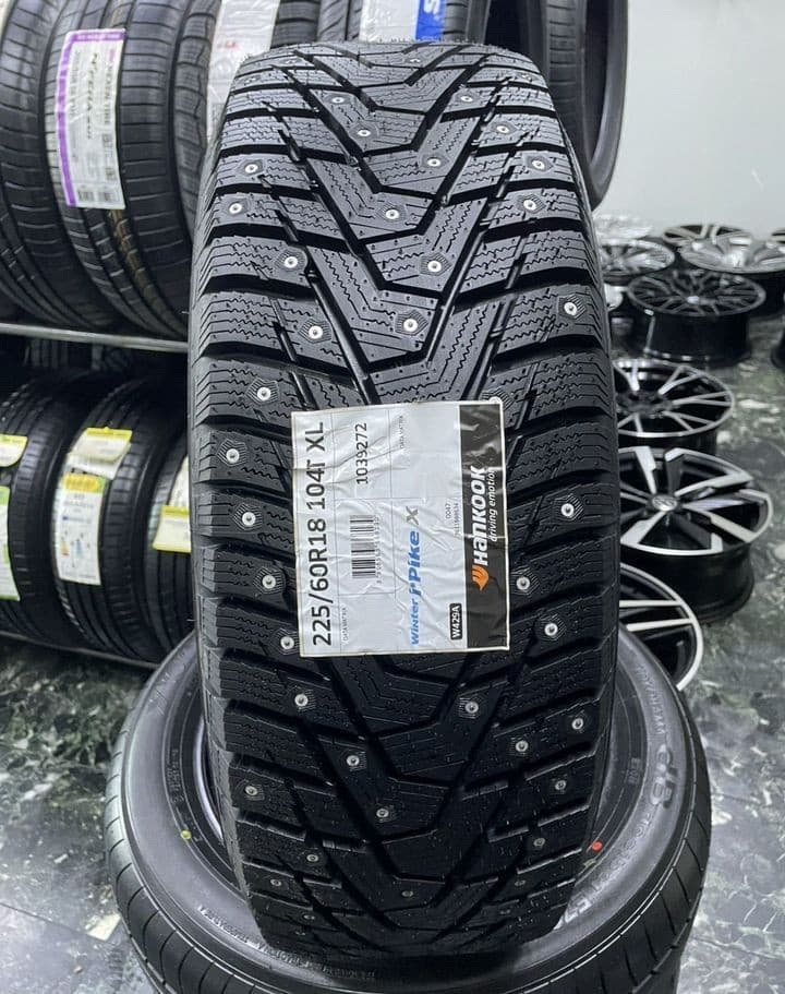 Hankook W429A i Pike X 225/60 R18 104T XL