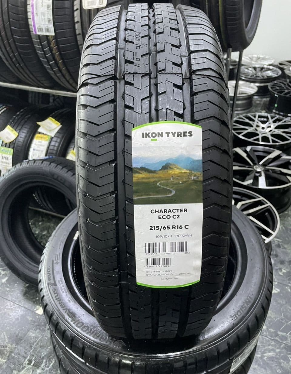 Ikon Autograph Eco C3 215/65 R16C 109T