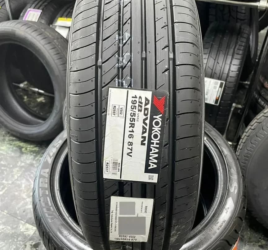 Yokohama Advan dB V552 195/55 R16 87V