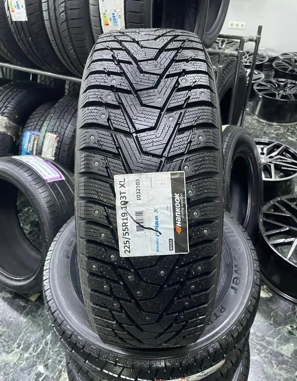 Hankook W429A i Pike X 225/55 R19 103T XL