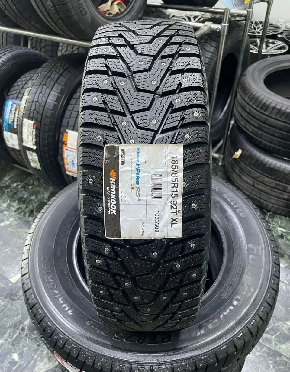 Hankook W429 i Pike RS2 185/65 R15 92T XL