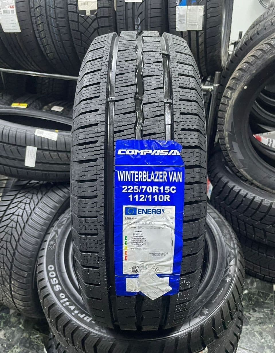 Compasal Winter Blazer VAN 225/70 R15C 112R