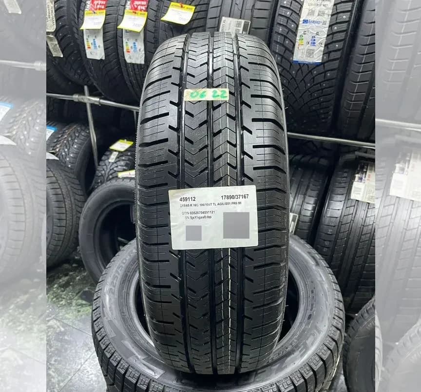 Michelin Agilis 51 215/65 R16C 106T