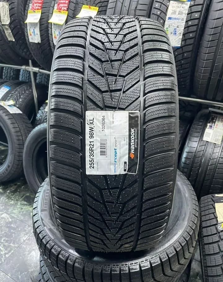 Hankook Winter I'Cept Evo 3 W330 255/35 R21 98W