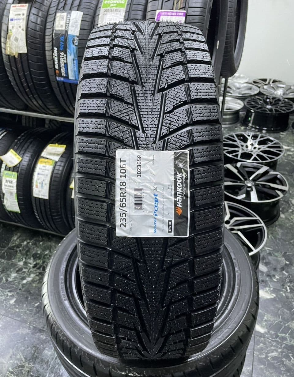 Hankook Winter I'Cept X RW10 235/65 R18 106T