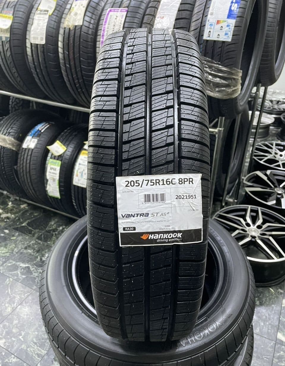 Hankook Vantra ST AS2 RA30 205/75 R16C 110R