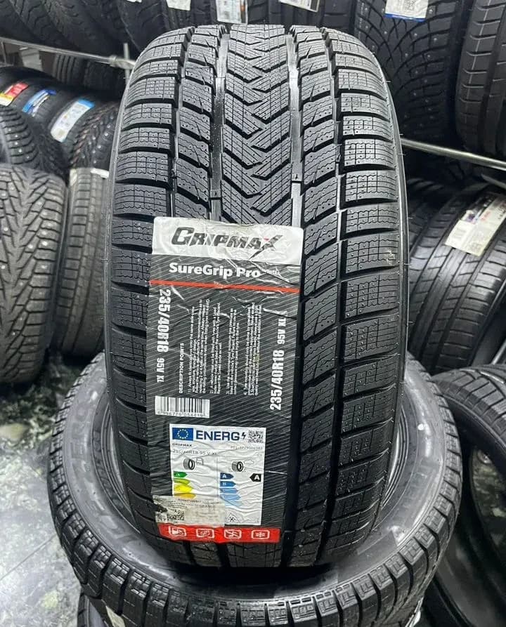 Gripmax SureGrip Pro Winter 235/40 R18 95V XL