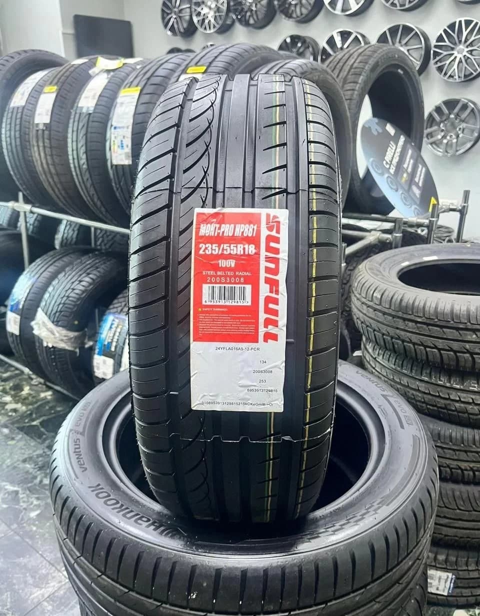 Sunfull Mont-Pro HP881 235/55 R18 100V