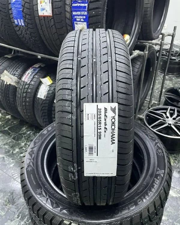 Yokohama BluEarth ES32 205/65 R15 99H