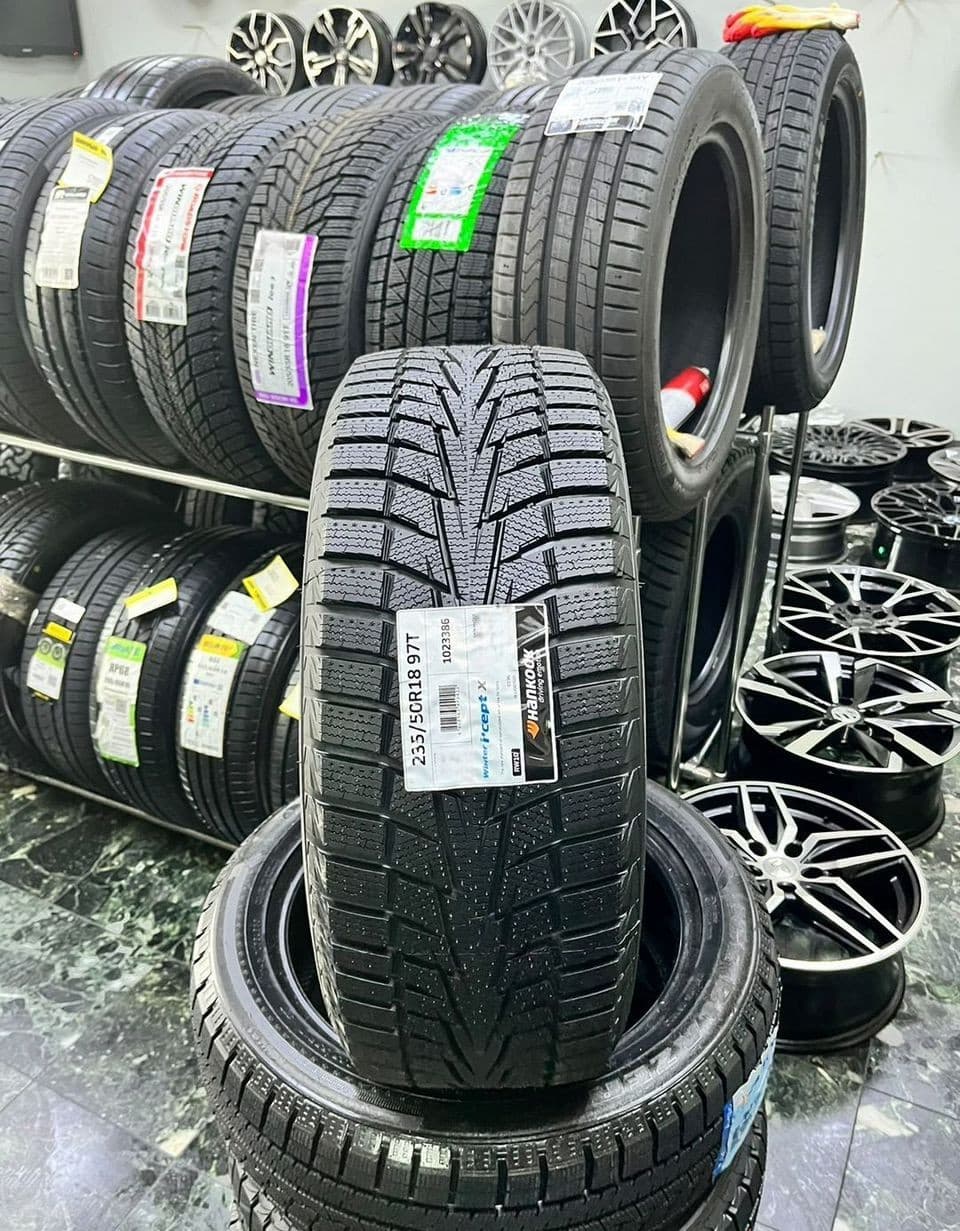 Hankook Winter I'Cept X RW10 235/50 R18 97T
