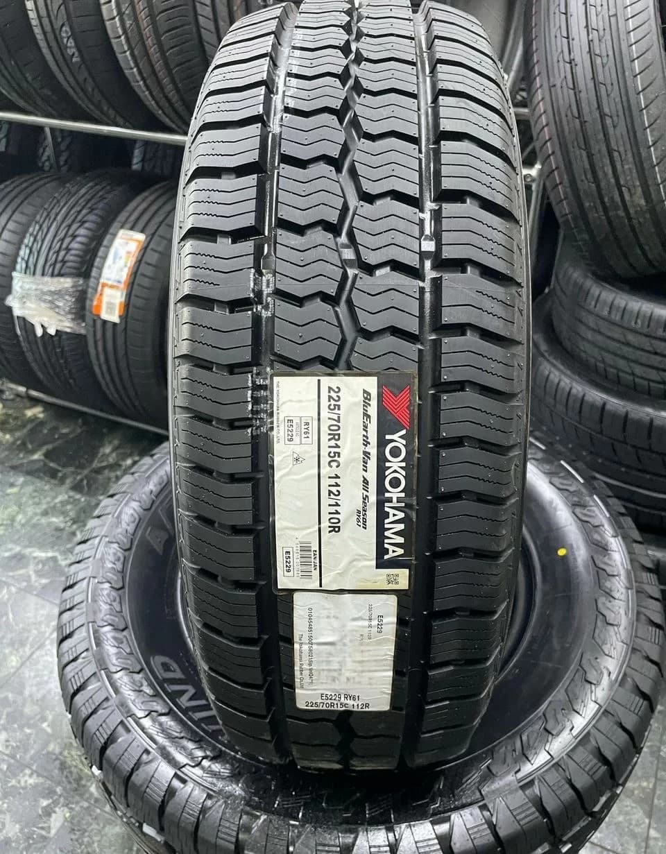 Yokohama BluEarth-Van RY61 225/70 R15C 112R