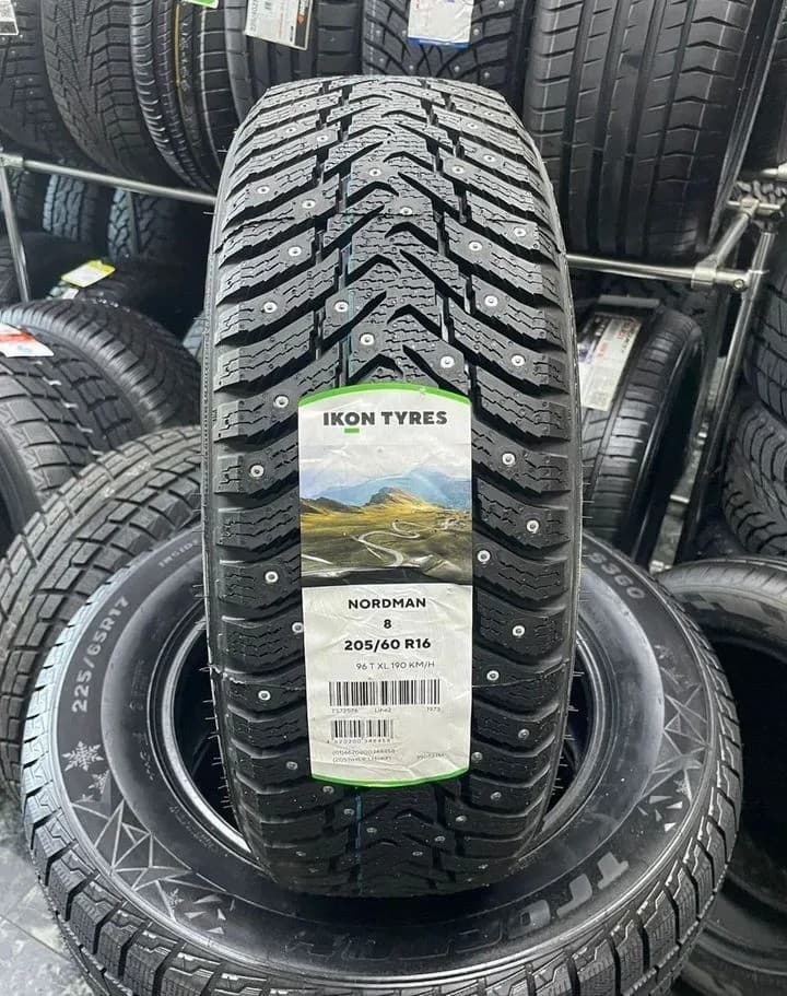Ikon Nordman 8 205/60 R16 96T