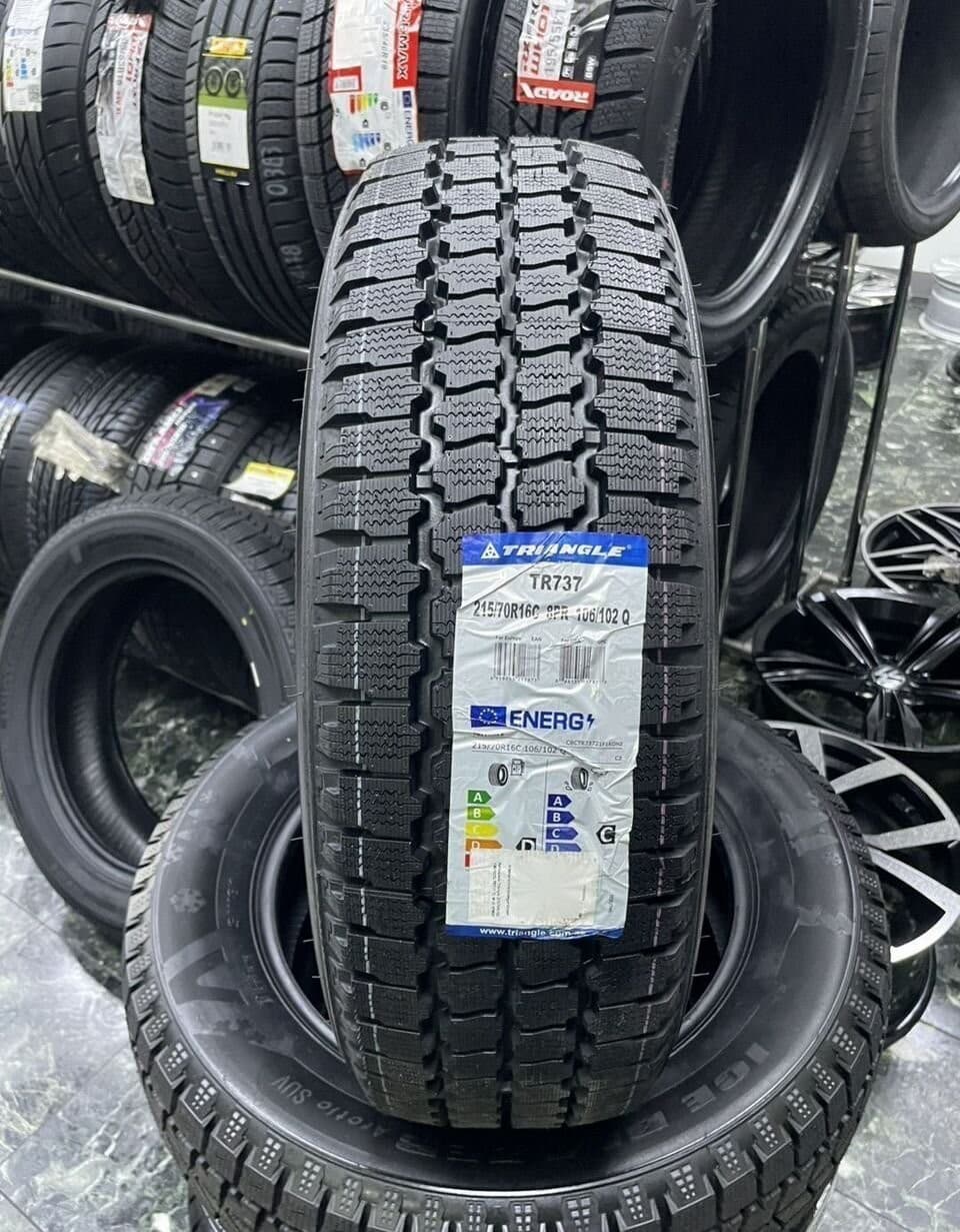 Triangle TR737 215/70 R16C 102Q