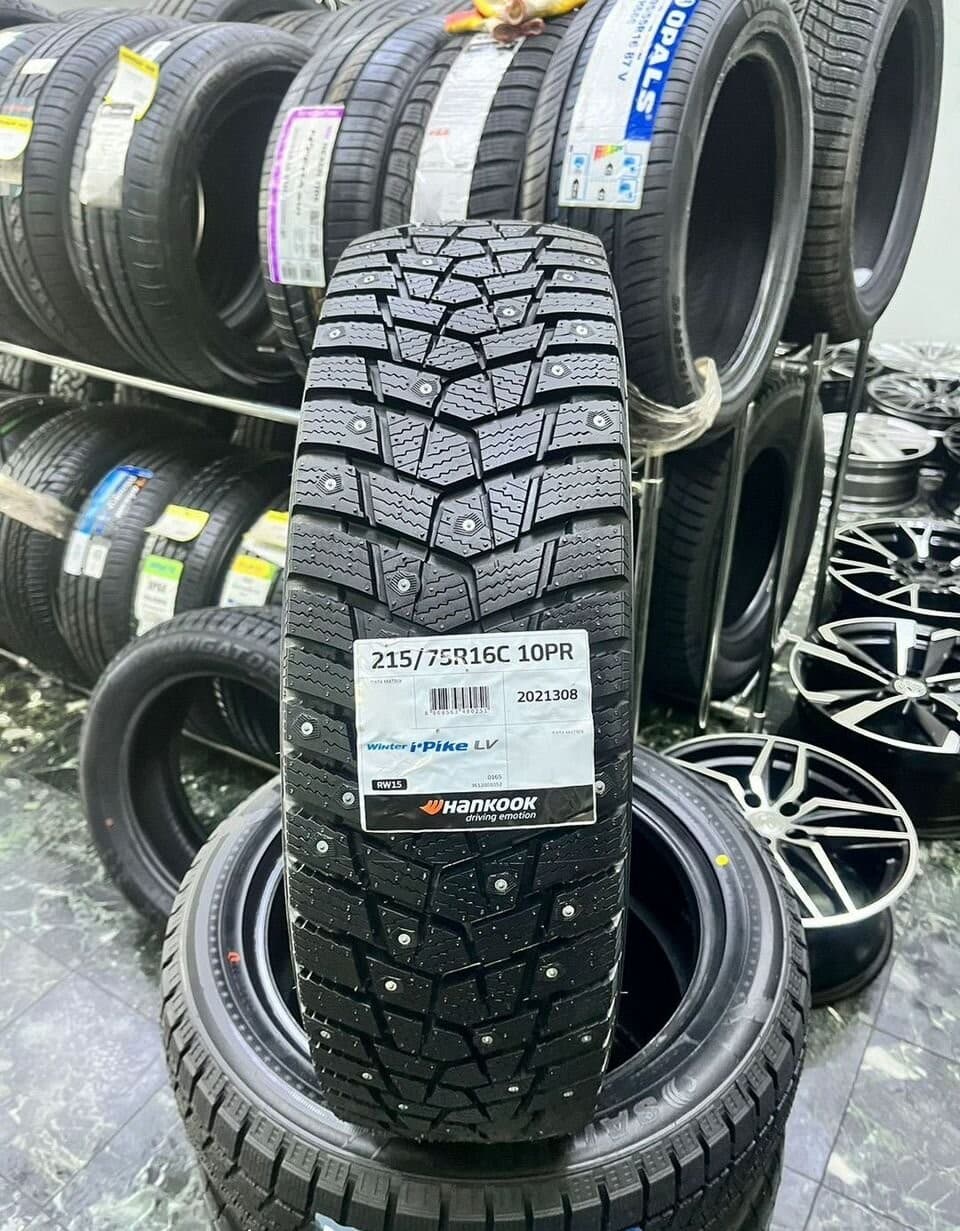 Hankook Winter I'Pike LV RW15 215/75 R16C 116R