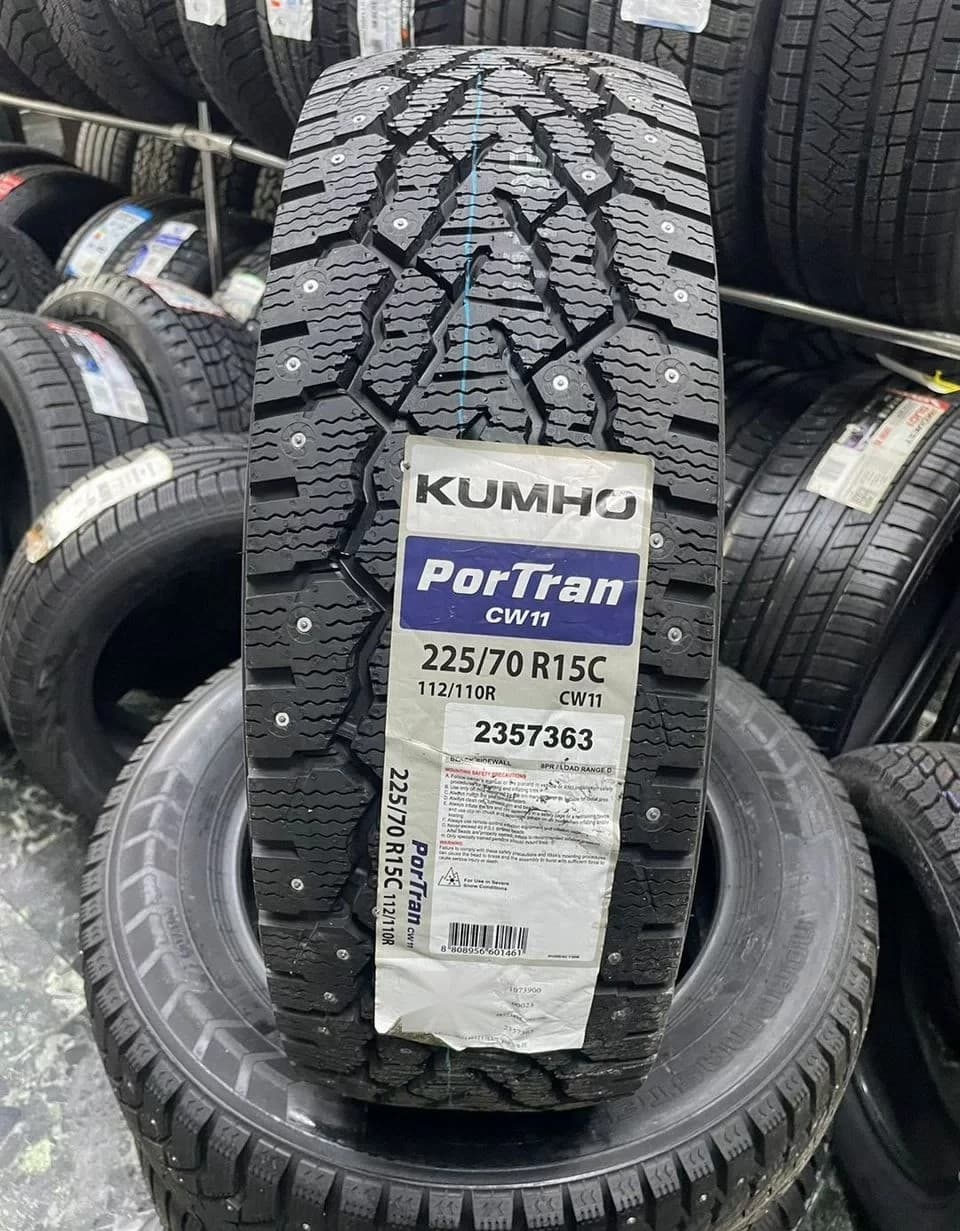 Kumho Winter PorTran CW11 225/70 R15C 112R