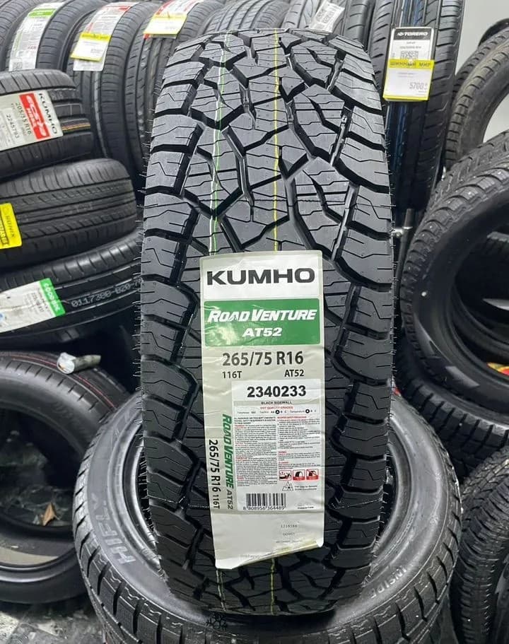 Kumho Road Venture AT52 265/75 R16 116T