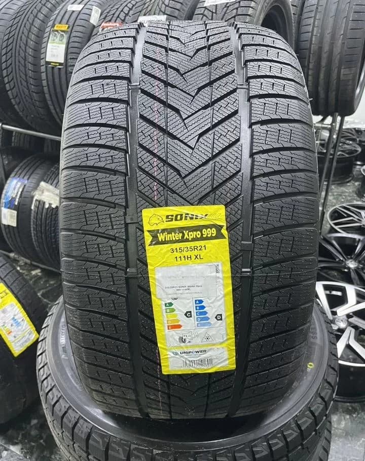 Sonix WinterXPro 999 315/35 R21 111H