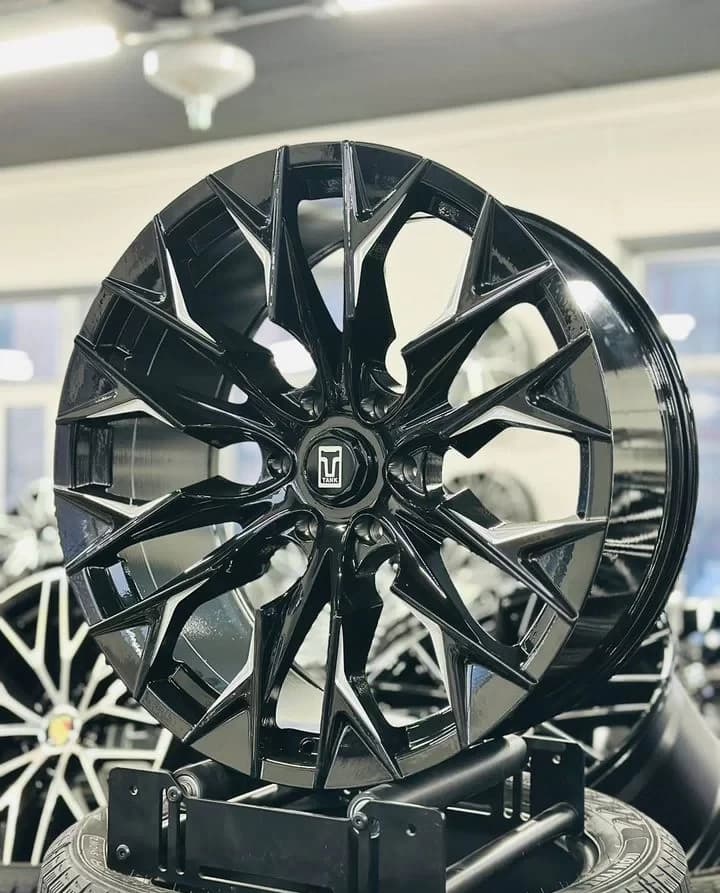 Литые диски PDW 4221 10×R22 6×139.7