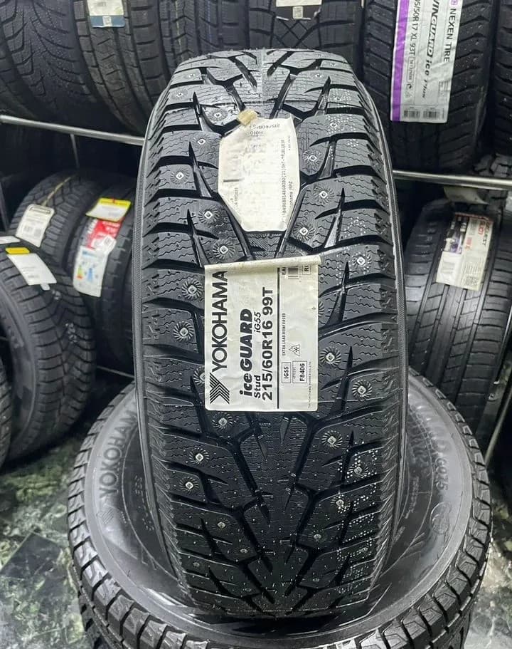 Yokohama Ice Guard Stud IG55 215/60 R16 99T