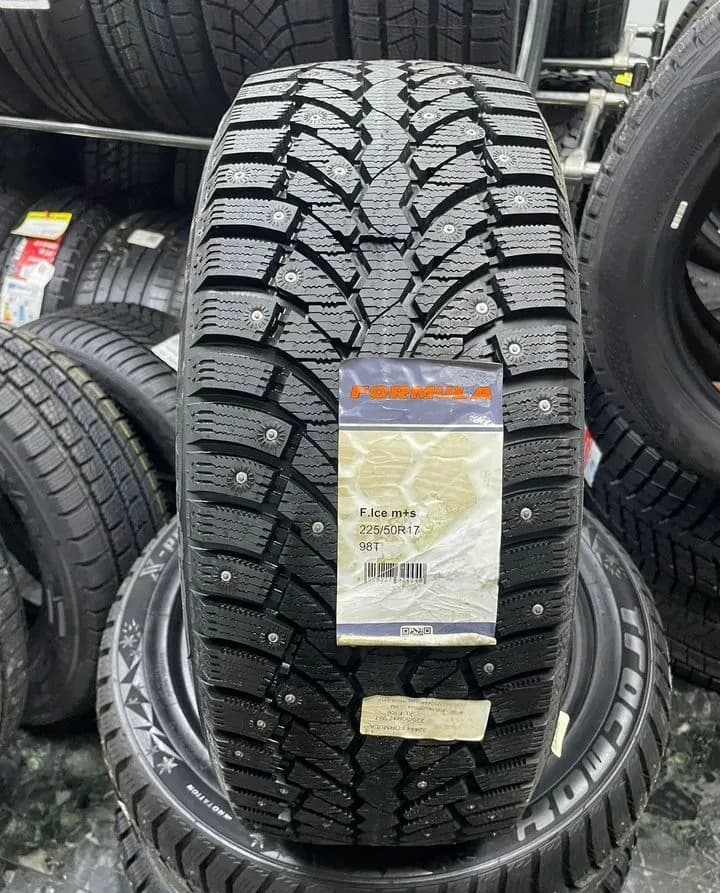 Pirelli Formula Ice 225/50 R17 98T