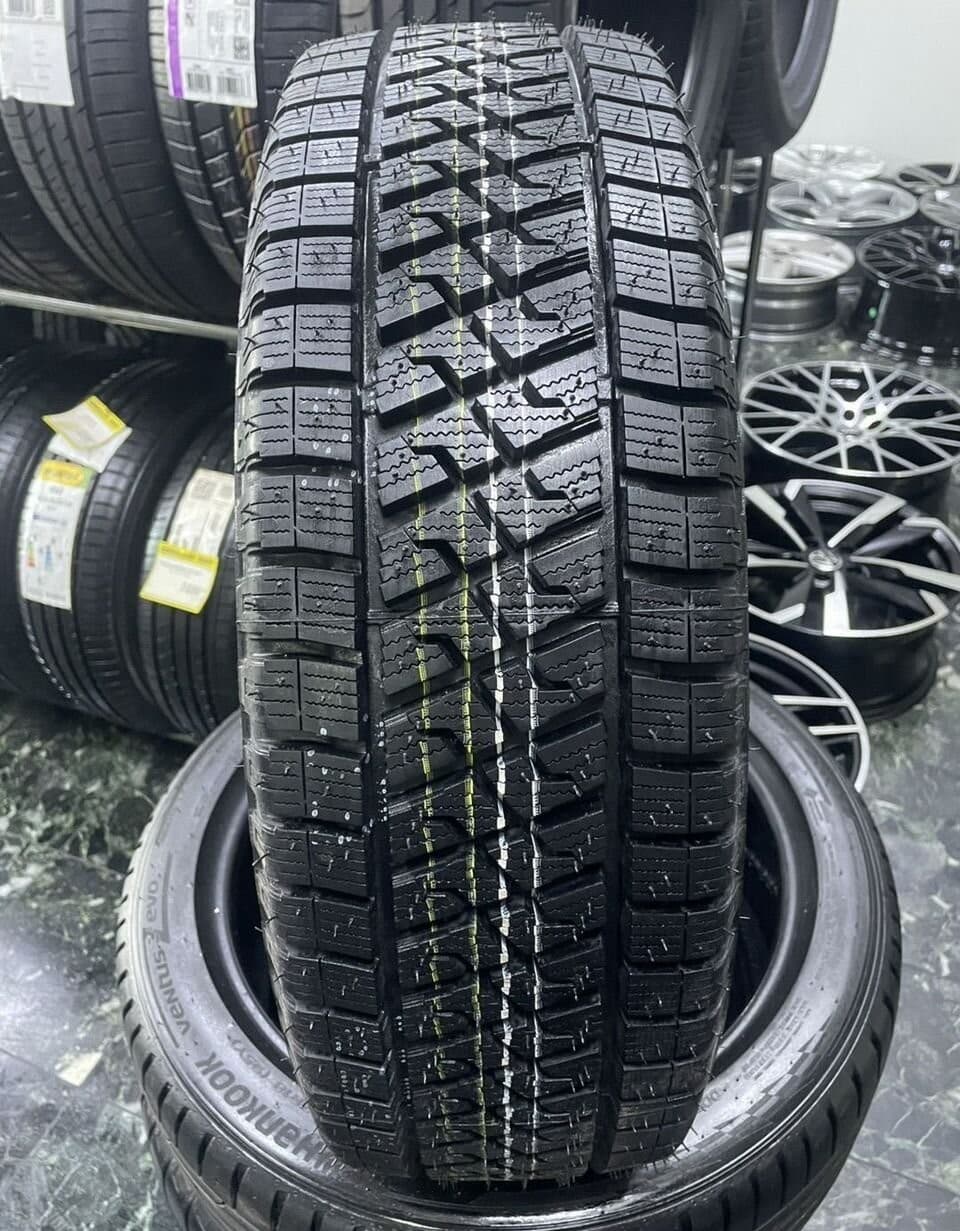 Lassa Wintus 2 215/65 R16C 109R