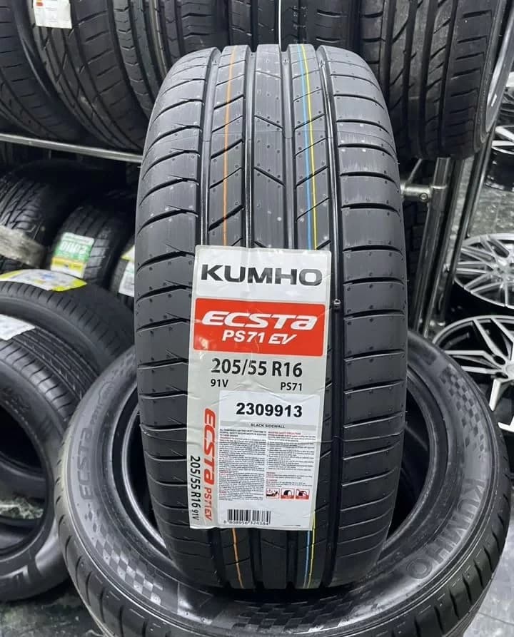 Kumho Ecsta PS71 205/55 R16 91V