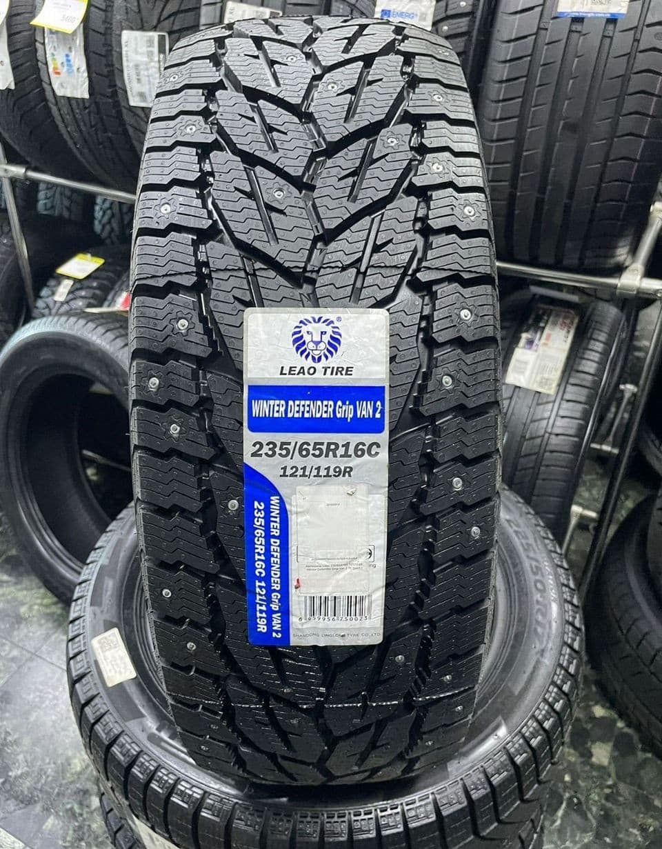 Leao Winter Defender Grip VAN 2 235/65 R16C 121R