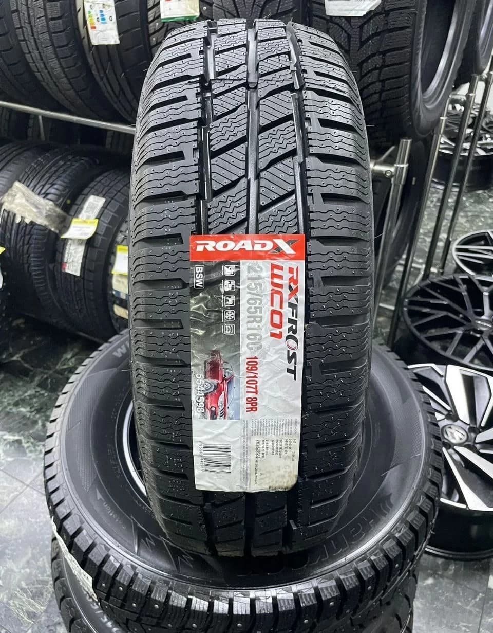 RoadX RX Frost WC01 215/65 R16C 109T