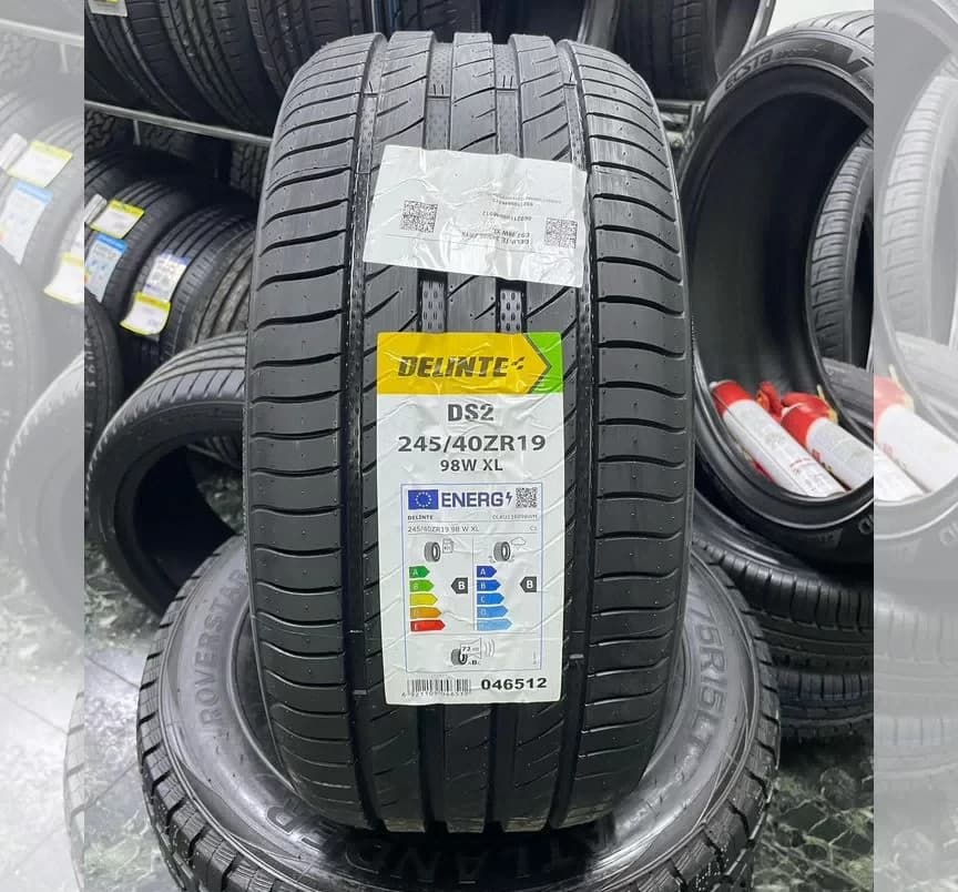 Delinte DS2 245/40 R19 98W XL