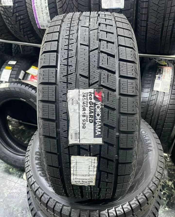 Yokohama Ice Guard IG60A 245/40 R18 93Q