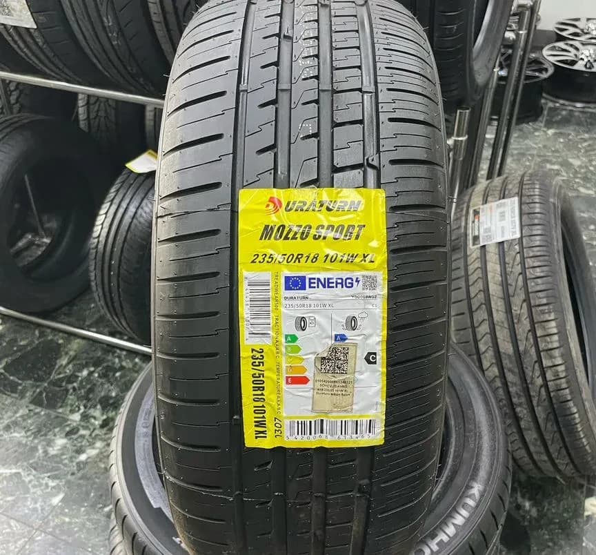 Duraturn Mozzo Sport 235/50 R18 101W XL