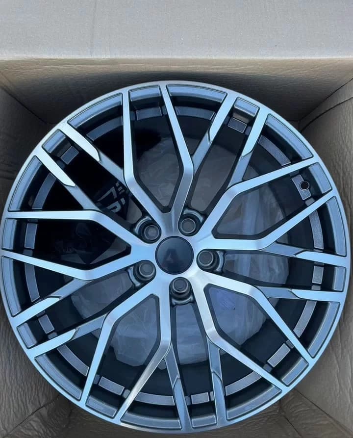 Литые диски Volkswagen 8.5×R20 5×112