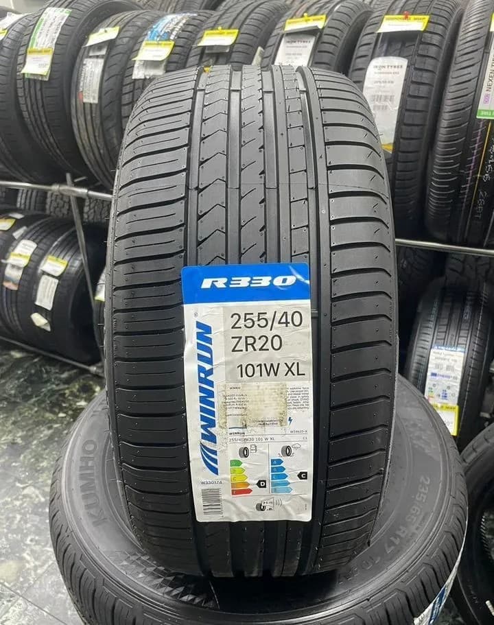 Winrun R330 255/40 R20 101W XL