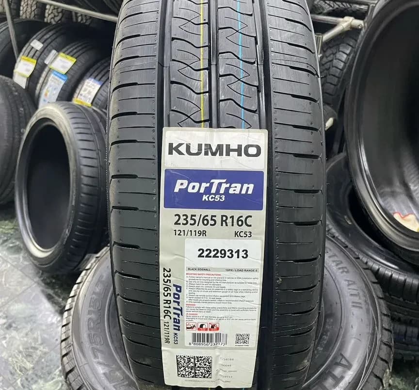 Kumho PorTran KC53 235/65 R16C 121R