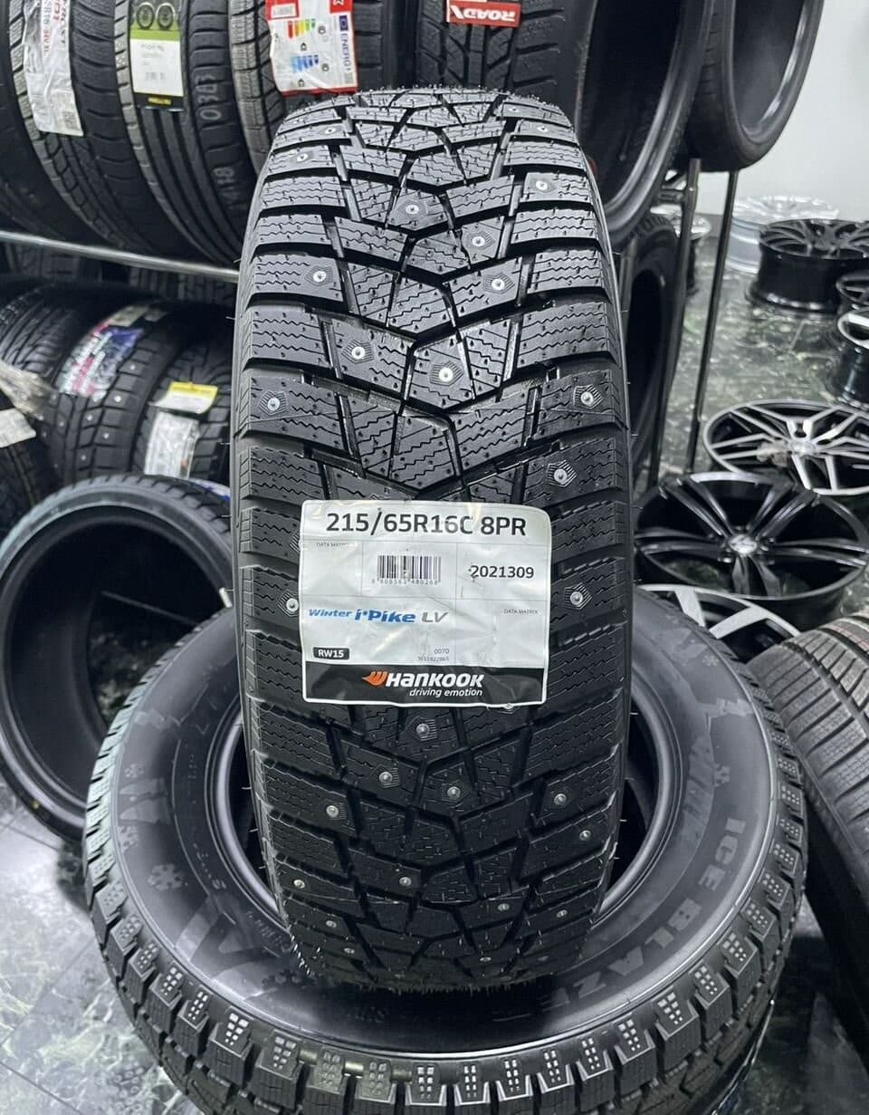 Hankook Winter I'Pike LV RW15 215/65 R16C 109R