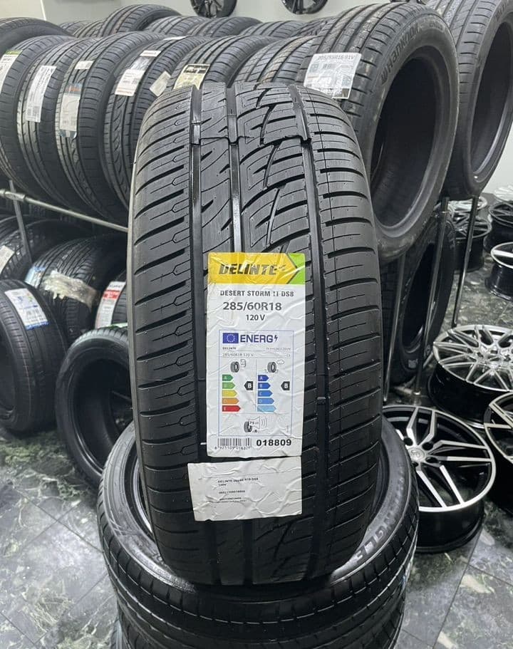 Delinte DS8 Desert Storm II 285/60 R18 120V