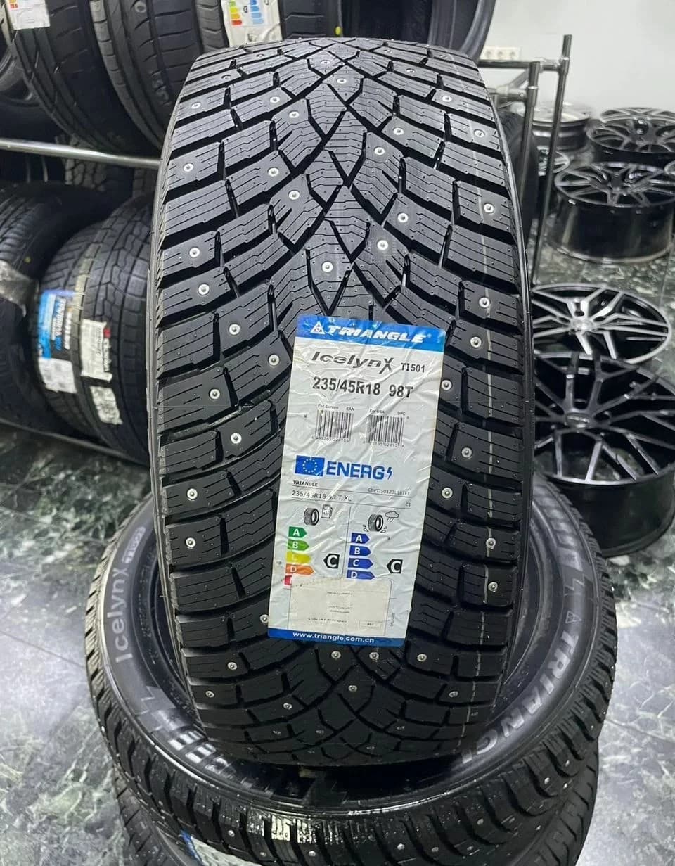 Triangle TI501 IceLynX 235/45 R18 98T XL