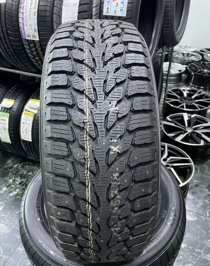 Kumho Wintercraft WI32 215/55 R18 99H XL