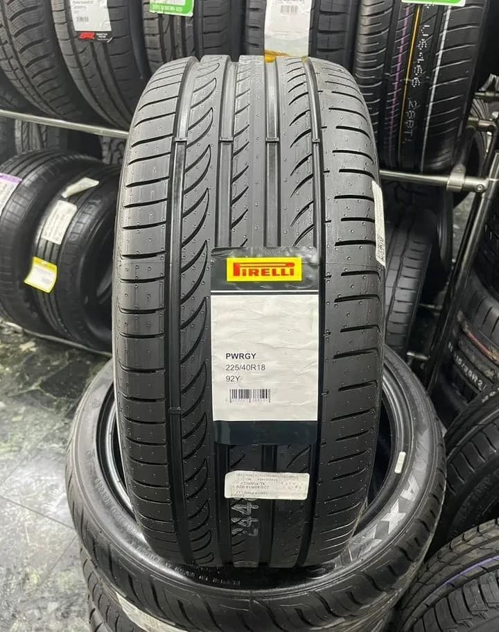 Pirelli Powergy 225/40 R18 92Y