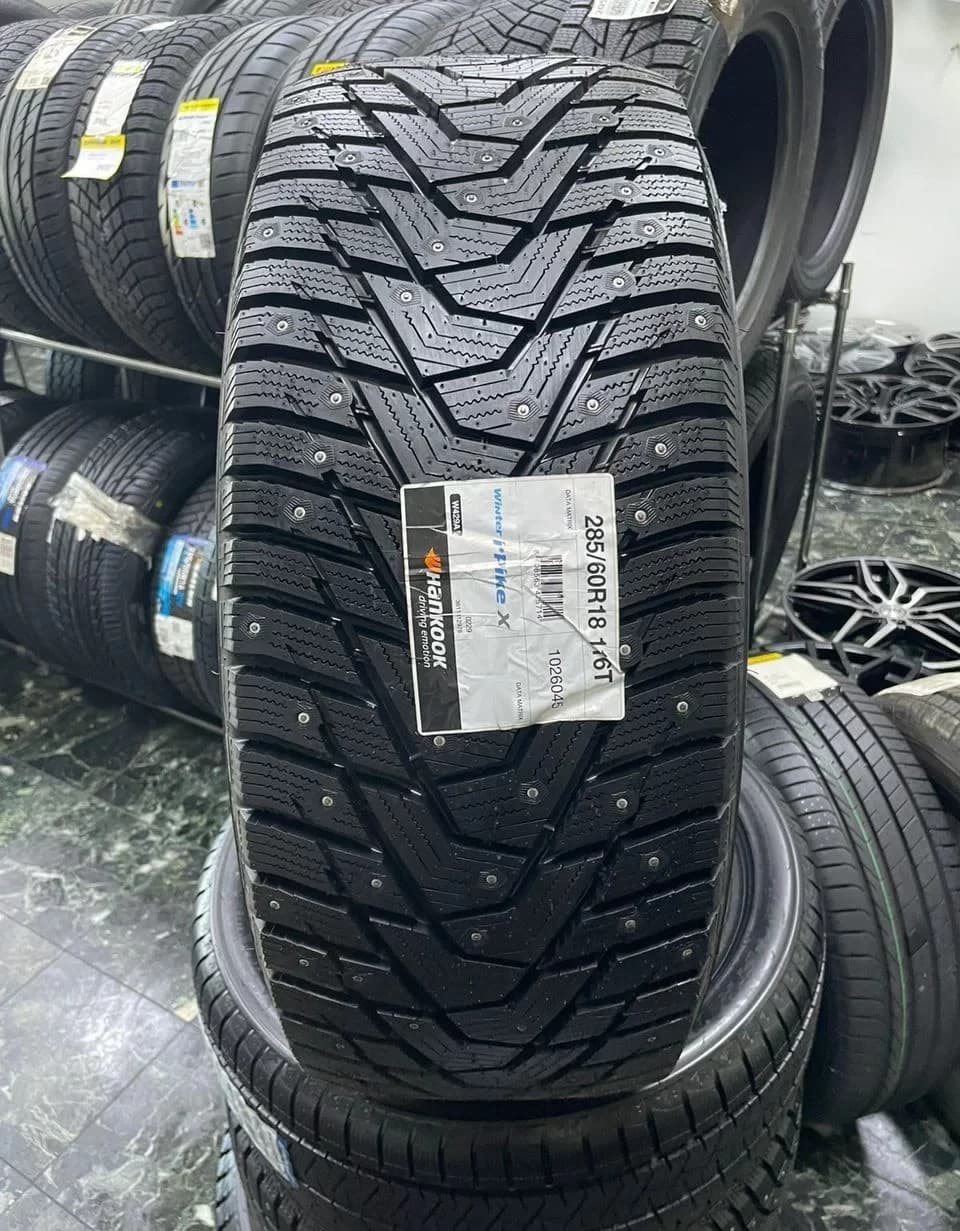 Hankook W429A i Pike X 285/60 R18 116T