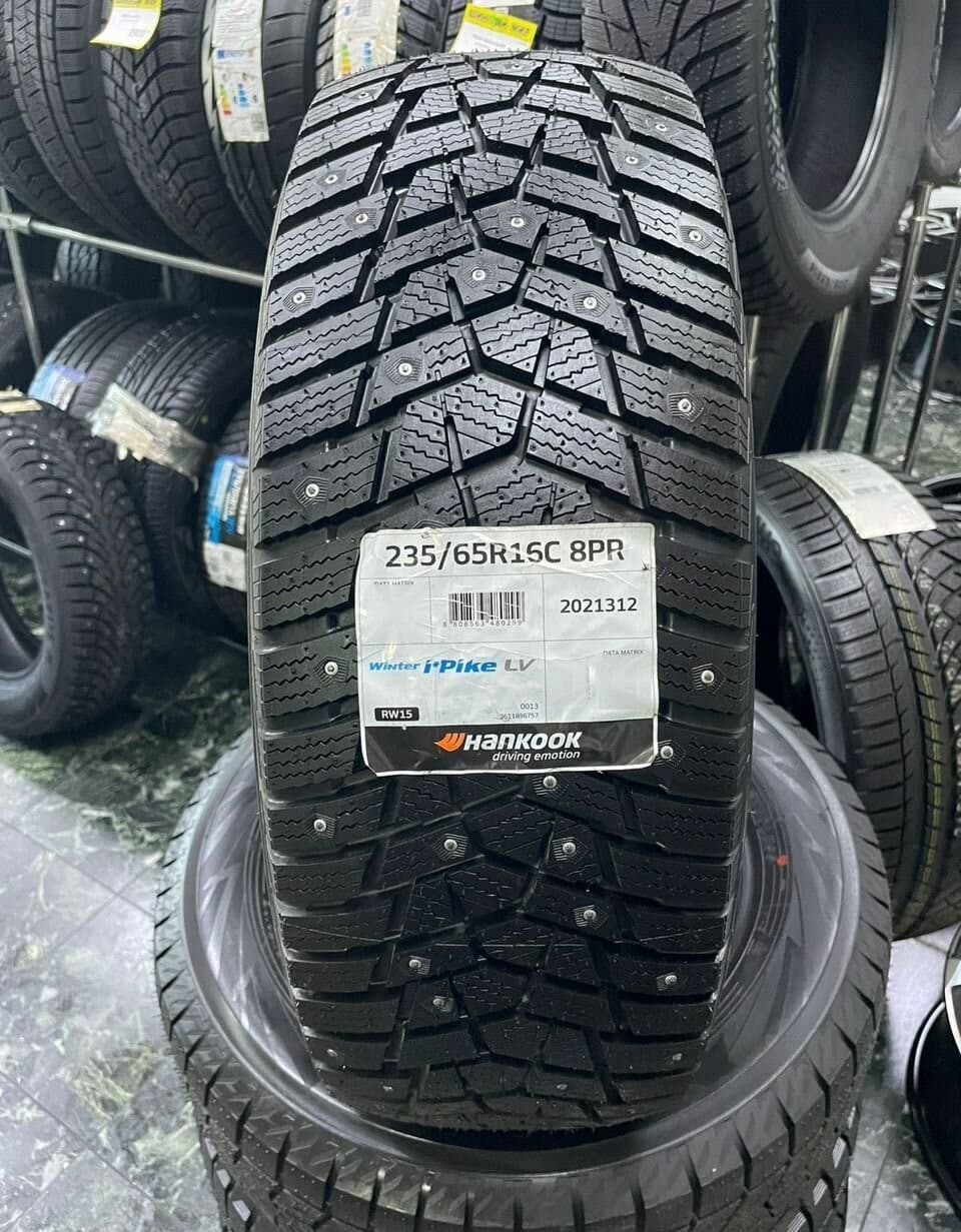Hankook Winter I'Pike LV RW15 235/65 R16C 113R