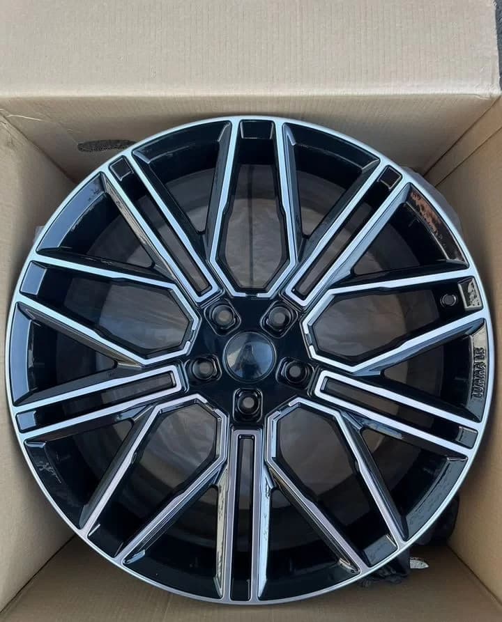 Литые диски Khomen Wheels KHW2009 9.5×R21 5×130