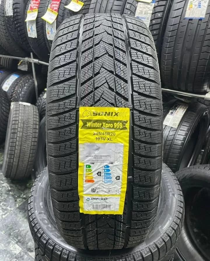 Sonix WinterXPro 999 245/45 R20 103V