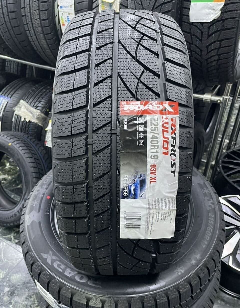 RoadX RX Frost WU01 225/40 R19 93V
