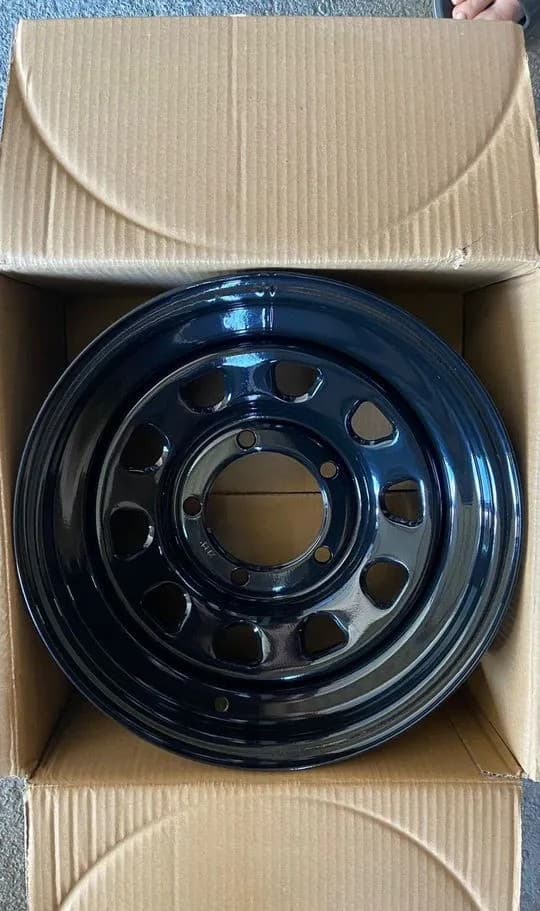 Литые диски Off-Road Wheels 1565-539985BL 6.5×R15 5×139.7