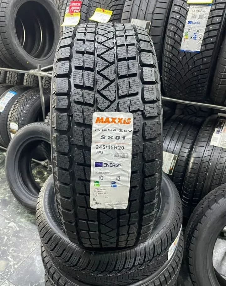 Maxxis SS-01 Presa SUV 245/45 R20 99Q