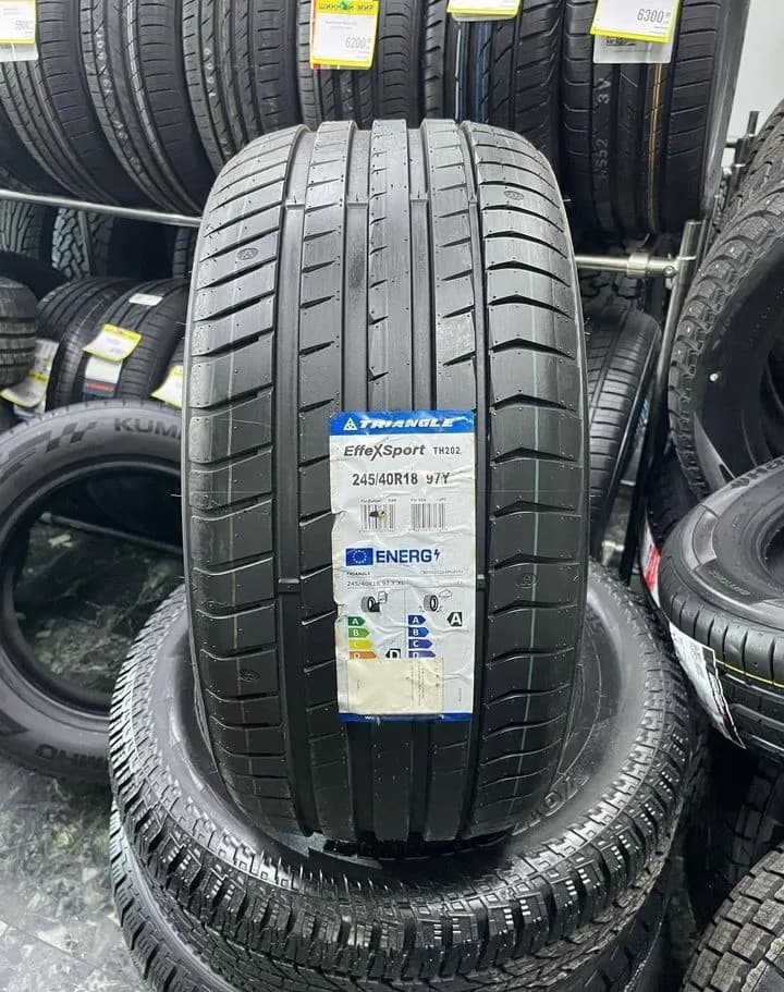 Triangle EffeXSport TH202 245/40 R18 97Y