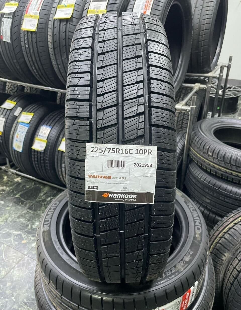 Hankook Vantra ST AS2 RA30 225/75 R16C 121R