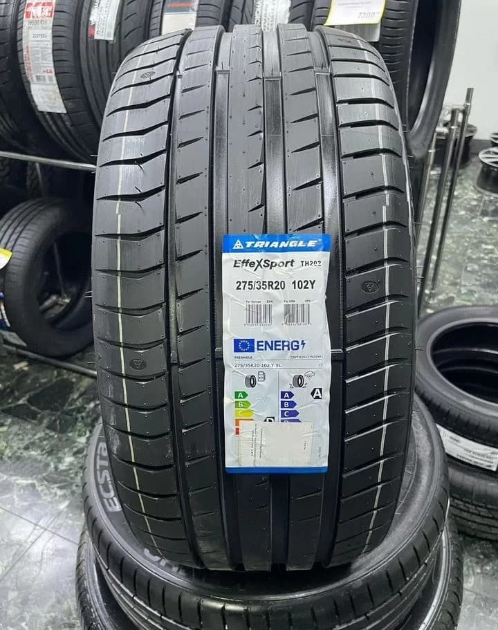 Triangle TH202 EffeXSport 275/35 R20 102Y XL