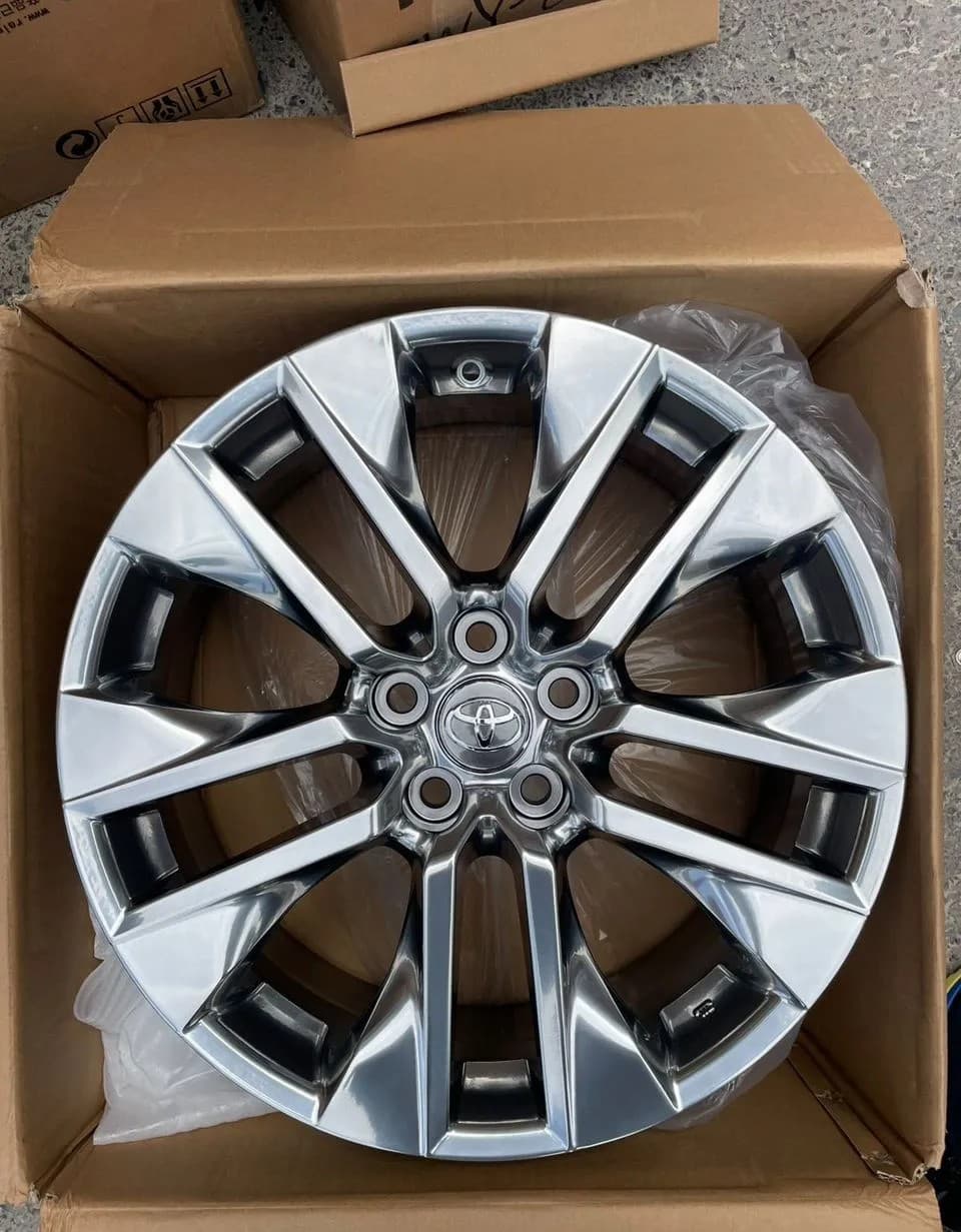 Литые диски FR Replica TY5118 7.5×R19 5×114.3
